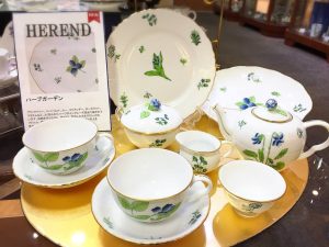 Herend ヘレンド　ハーブガーデン　カップ　プレート　ポット　食器まとめ Herend ヘレンド ハーブガーデン カップ プレート ポット 食器まとめ