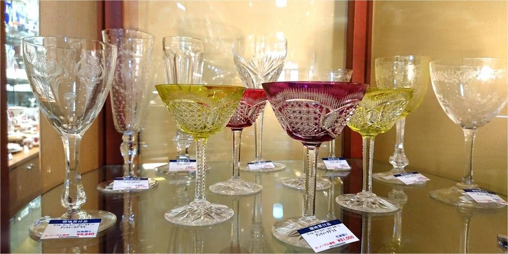 歴史を感じられるアンティークグラス | OFFICIAL BLOG | ブランド洋食