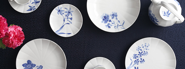 ロイヤル・コペンハーゲン ブロムスト