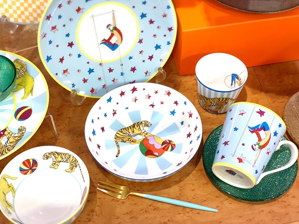 HERMES エルメス サーカス 食器セット エルメス 新商品 サーカス 入荷しました！ | OFFICIAL BLOG | ブランド